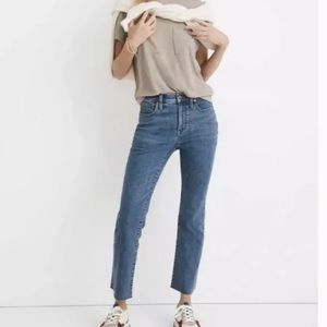 Madewell Raw Hem Cali Demi-Boot Jeans in Bodney Wash Size 25